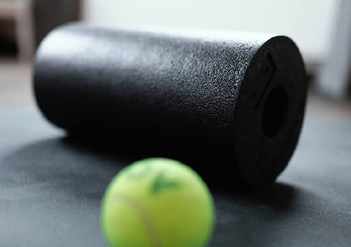 Blackroll und Tennisball